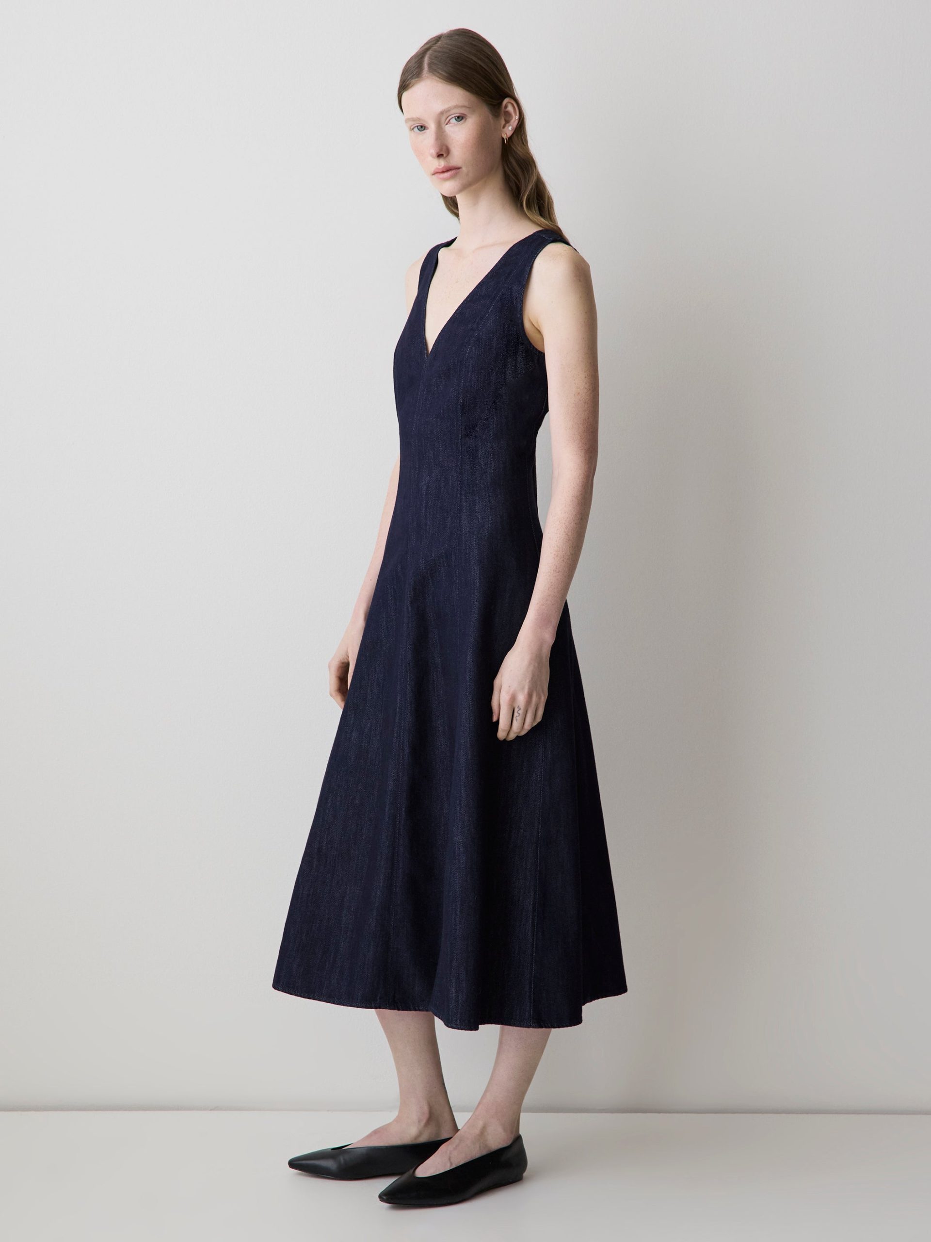 Dark Wash Sleeveless Denim Midi Dress