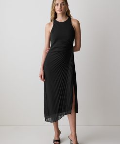Black Sleeveless Midi Cocktail Dress