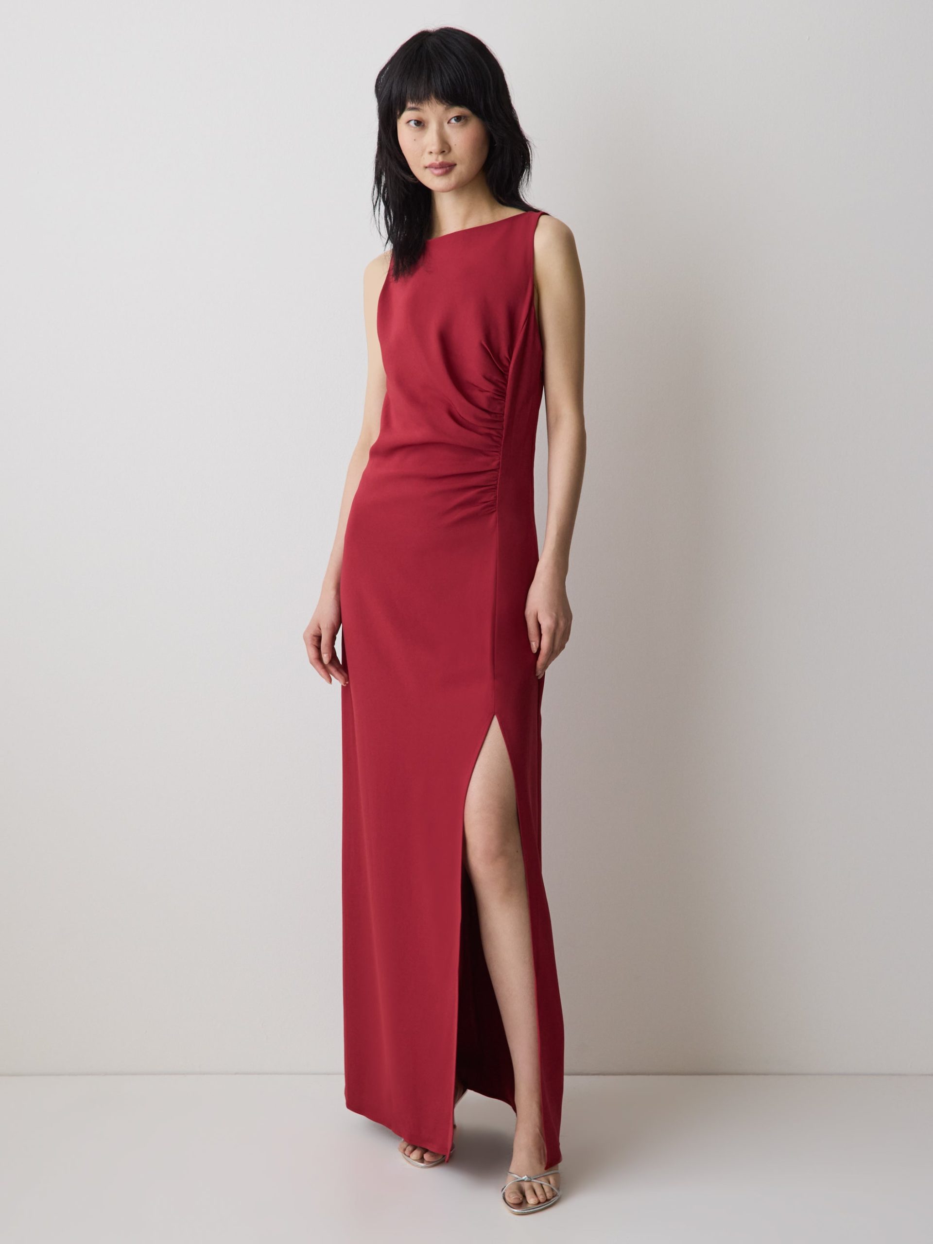Winery Sleeveless Boat-Neck Maxi Cocktail Dress