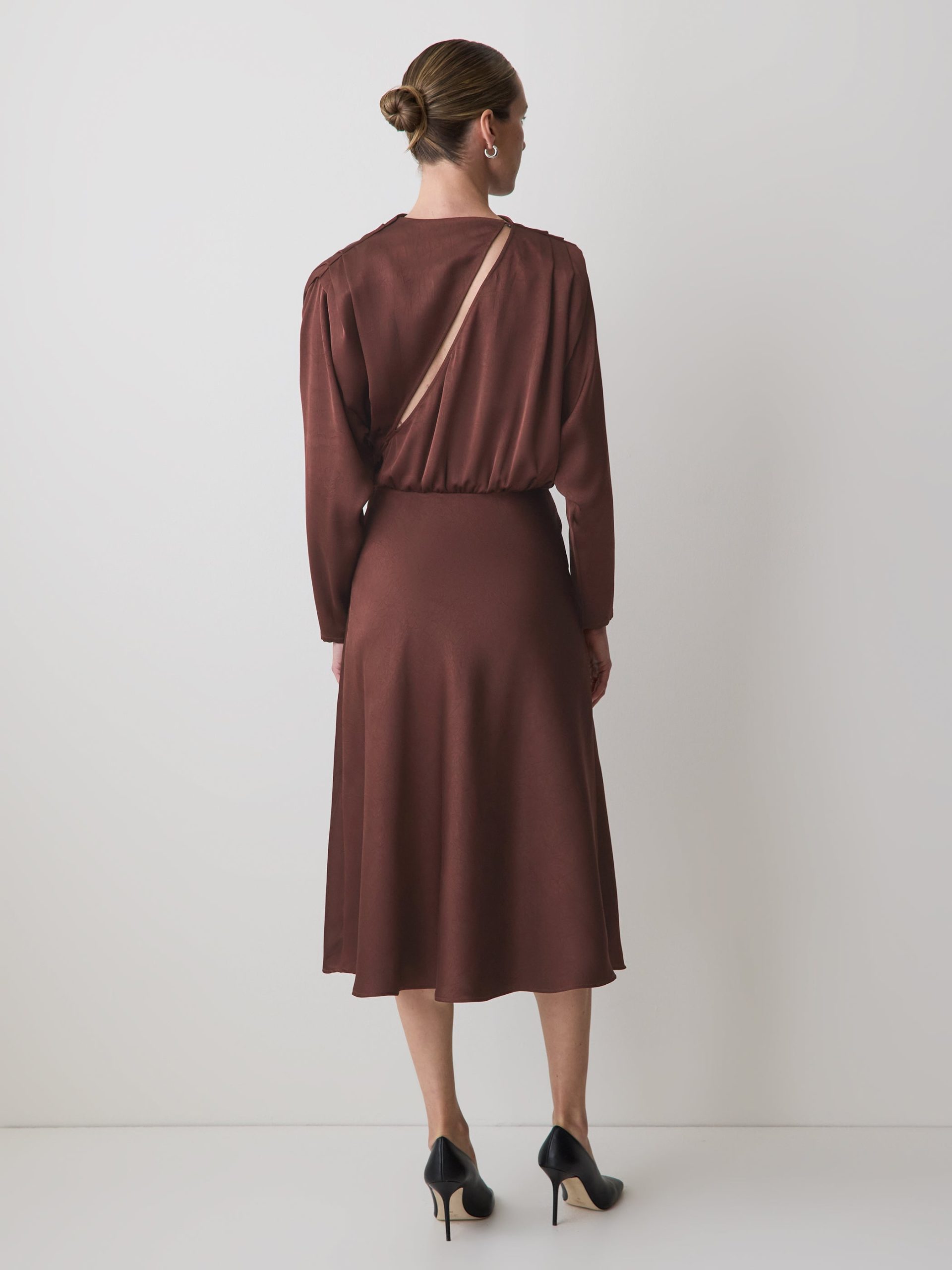 Burgundy Satin Long-Sleeve Draped Midi Dress - Image 3